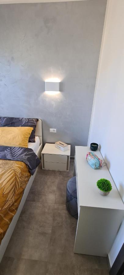 Next Door Apartment Maro & Ivan Njivice Bagian luar foto